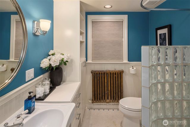 2556 1st Avenue N, Seattle, WA 98109
