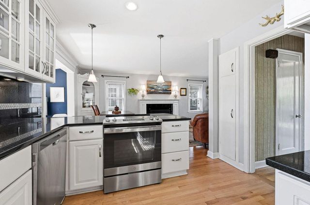 1224 Oxley Road, Grandview, OH 43212