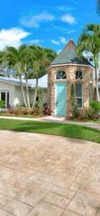 8487 SE Merritt Way, Jupiter, FL 33458