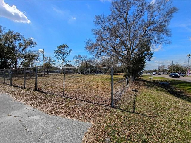 5574 S ORANGE BLOSSOM TRAIL, Intercession City, FL 33848