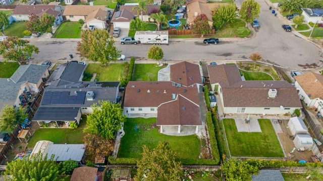 1938 Taylor Ave, Newman, CA 95360