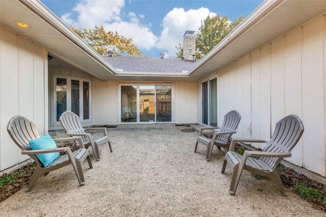 2401 Silver Holly Lane, Richardson, TX 75082