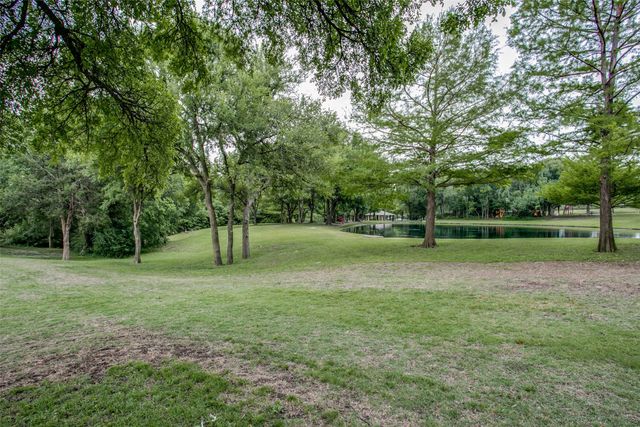 2401 Silver Holly Lane, Richardson, TX 75082