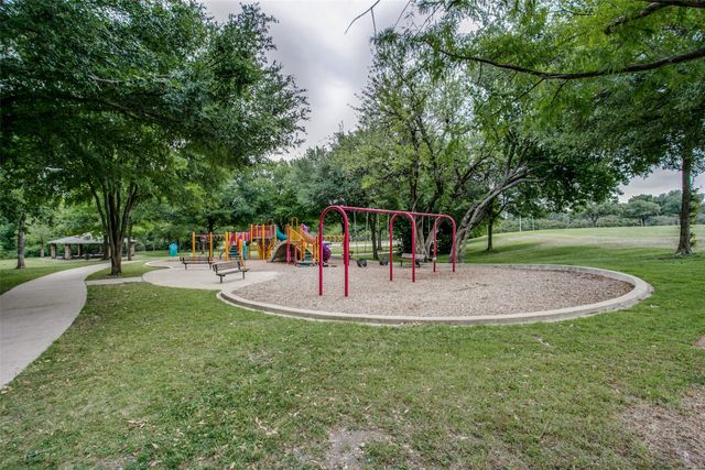 2401 Silver Holly Lane, Richardson, TX 75082