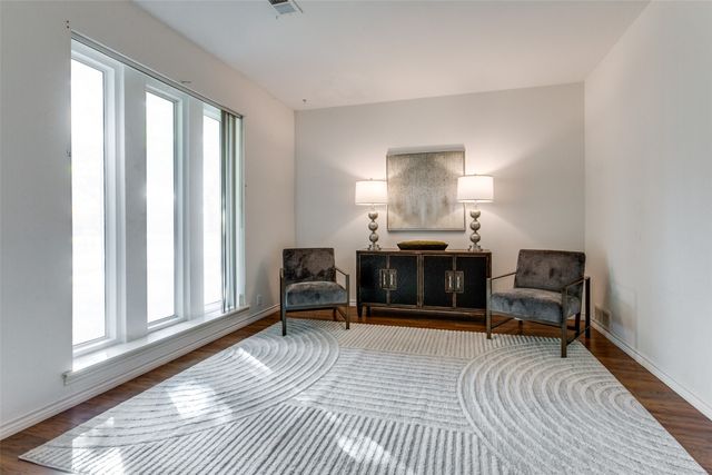 2401 Silver Holly Lane, Richardson, TX 75082