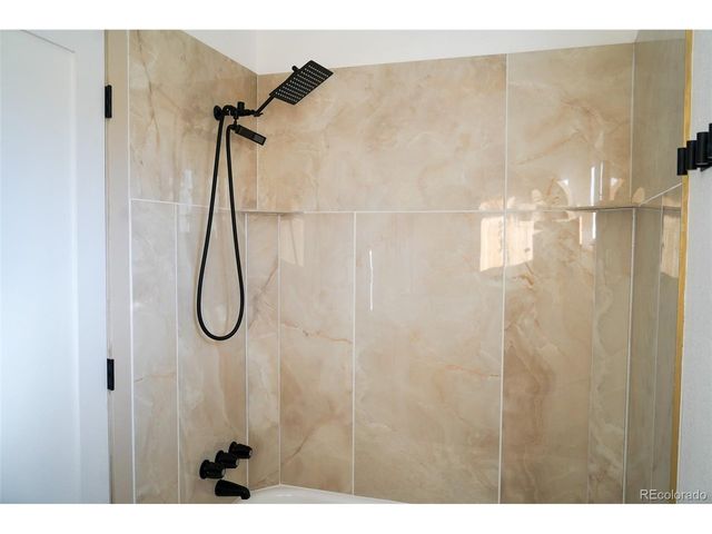 9857 Orangewood Dr, Thornton, CO 80260