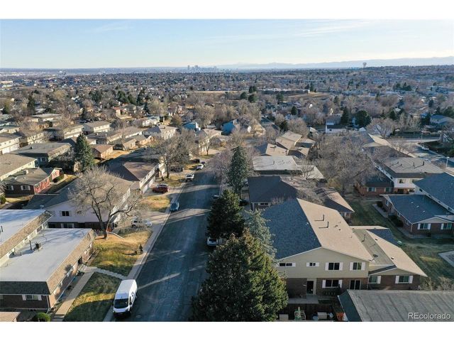 9857 Orangewood Dr, Thornton, CO 80260