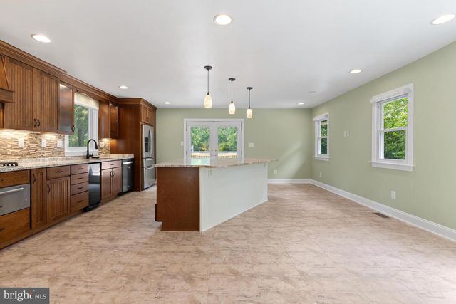 1207 ADAMS CT, Waldorf, MD 20602