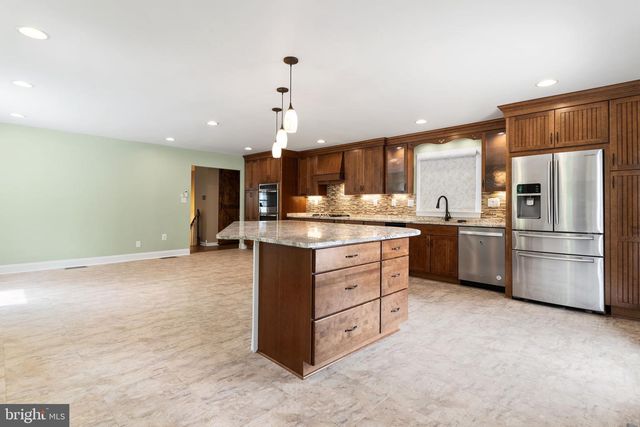 1207 ADAMS CT, Waldorf, MD 20602