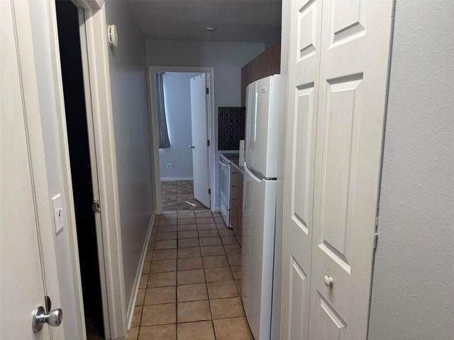 5267 81ST STREET N 20, St Petersburg, FL 33709