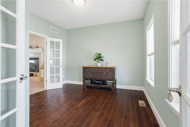 100 Mary St, Center Twp, PA 15061