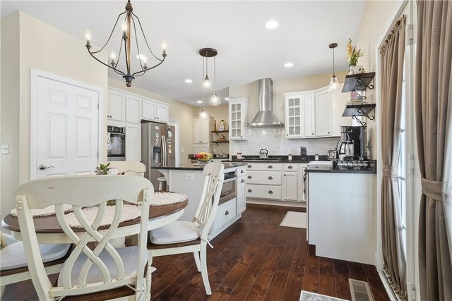 100 Mary St, Center Twp, PA 15061