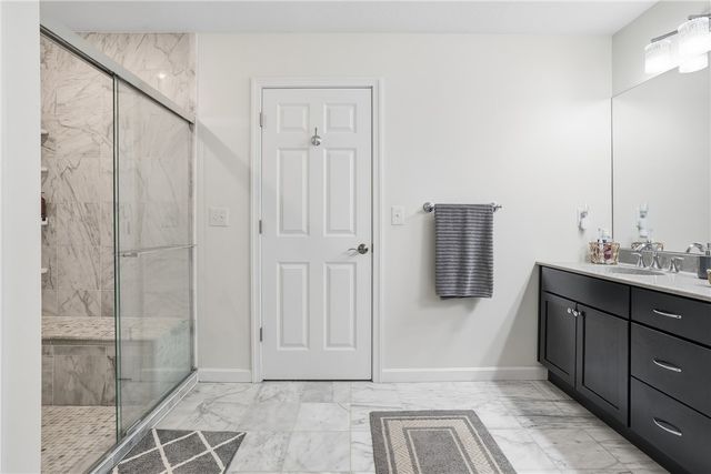 100 Mary St, Center Twp, PA 15061