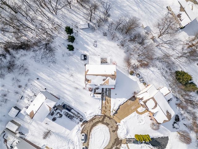 100 Mary St, Center Twp, PA 15061