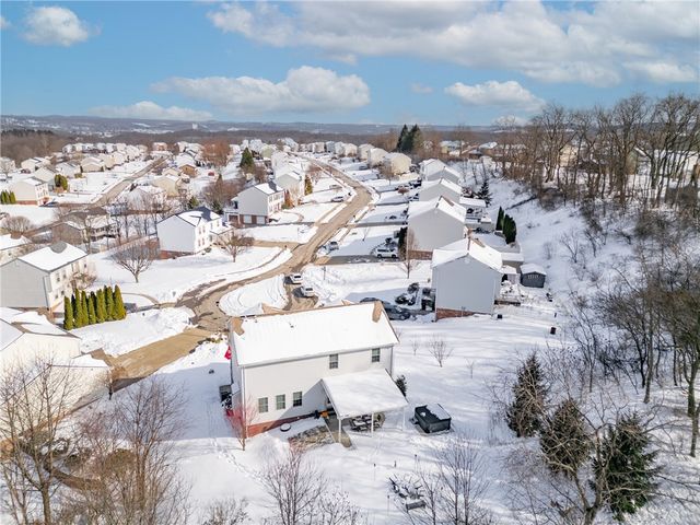 100 Mary St, Center Twp, PA 15061