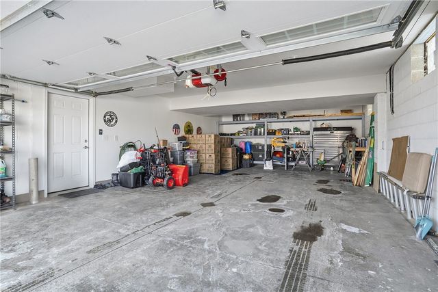 100 Mary St, Center Twp, PA 15061