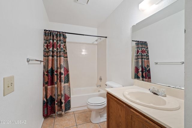 10488 E Overland Ridge, Tucson, AZ 85730