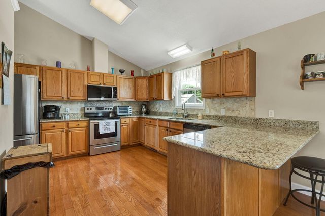 106 Wind Chase Drive, Madisonville, TN 37354
