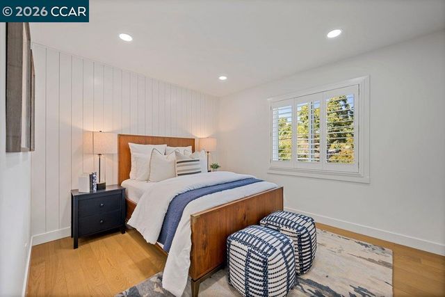 8 Ramona Dr, Orinda, CA 94563
