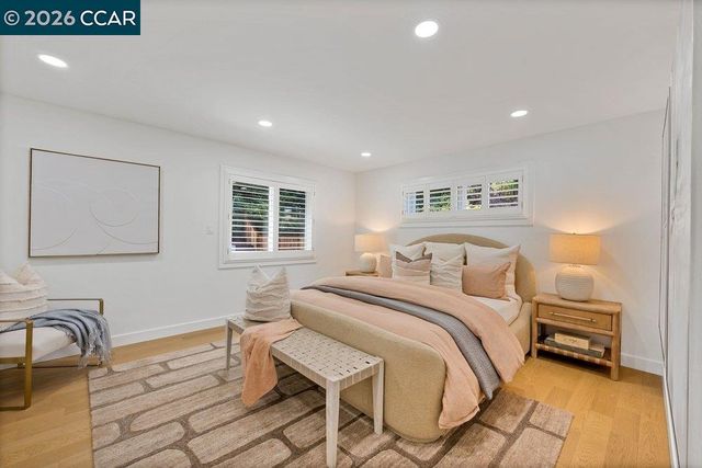 8 Ramona Dr, Orinda, CA 94563