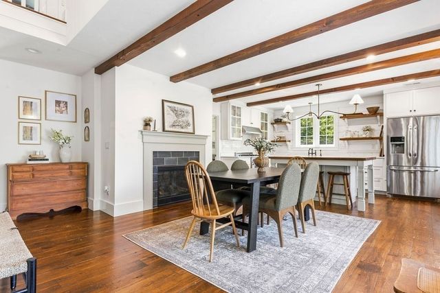 40 Kinsley Ln, Mendon, MA 01756