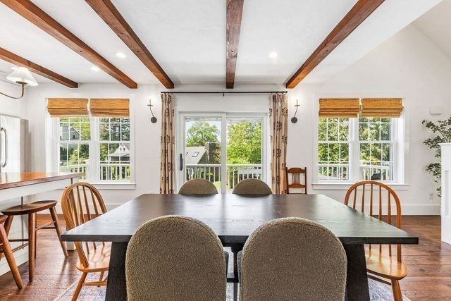 40 Kinsley Ln, Mendon, MA 01756