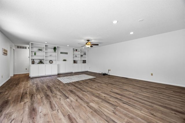 3425 Tulane Ct, Iowa City, IA 52240