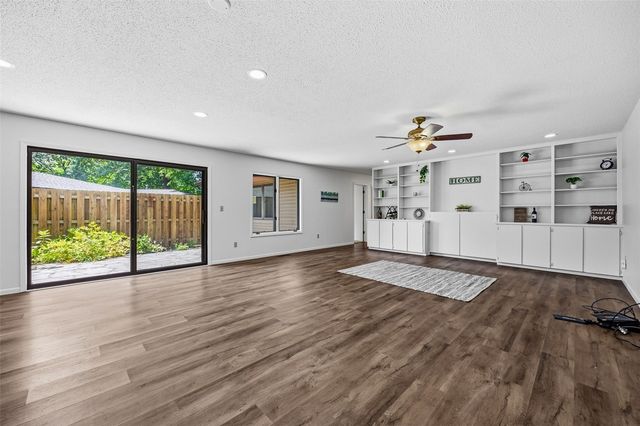 3425 Tulane Ct, Iowa City, IA 52240
