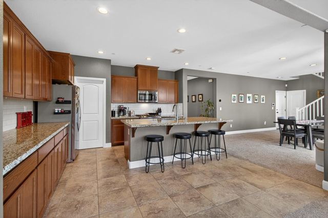 4078 Magenta Bloom Way, Rancho Cordova, CA 95742