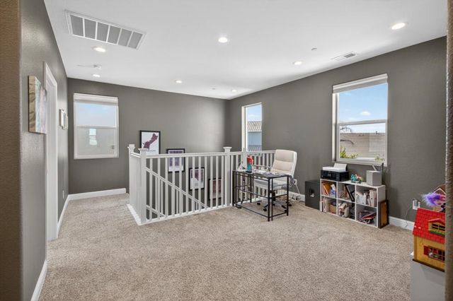 4078 Magenta Bloom Way, Rancho Cordova, CA 95742