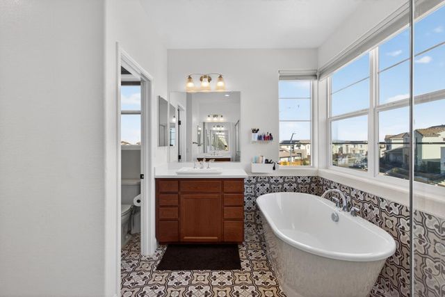 4078 Magenta Bloom Way, Rancho Cordova, CA 95742