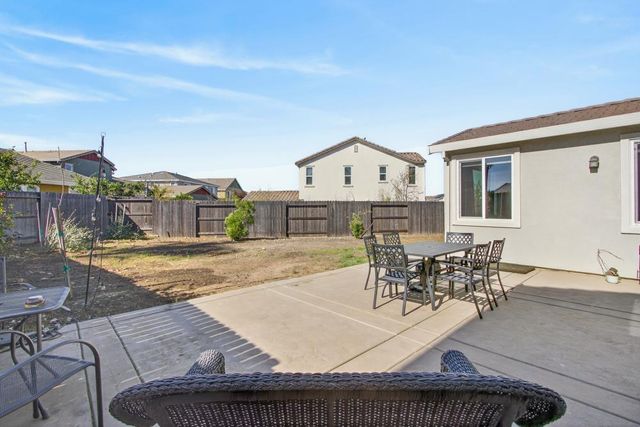 4078 Magenta Bloom Way, Rancho Cordova, CA 95742