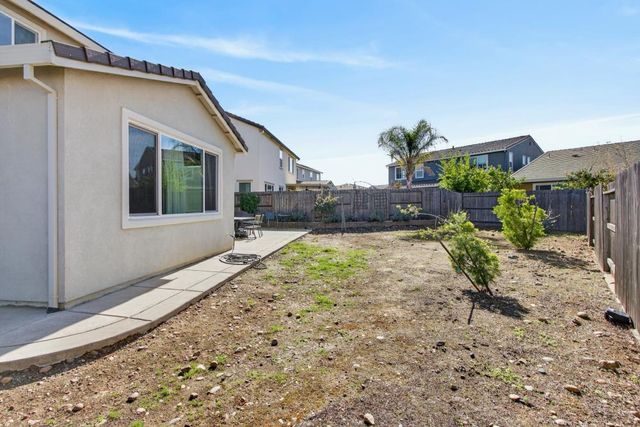 4078 Magenta Bloom Way, Rancho Cordova, CA 95742