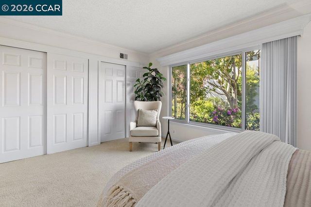 2057 Golden Rain Rd 8, Walnut Creek, CA 94595