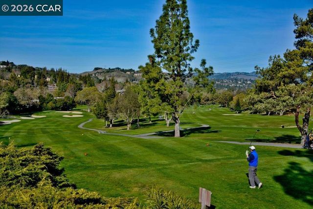 2057 Golden Rain Rd 8, Walnut Creek, CA 94595