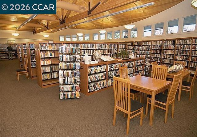 2057 Golden Rain Rd 8, Walnut Creek, CA 94595