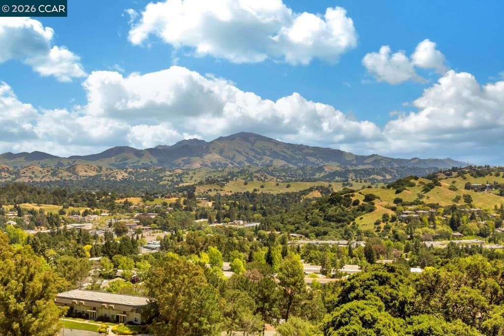 Image 43 of property listing at 2057 Golden Rain Rd 8, Walnut Creek, CA 94595