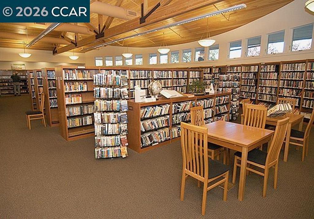 Image 58 of property listing at 2057 Golden Rain Rd 8, Walnut Creek, CA 94595
