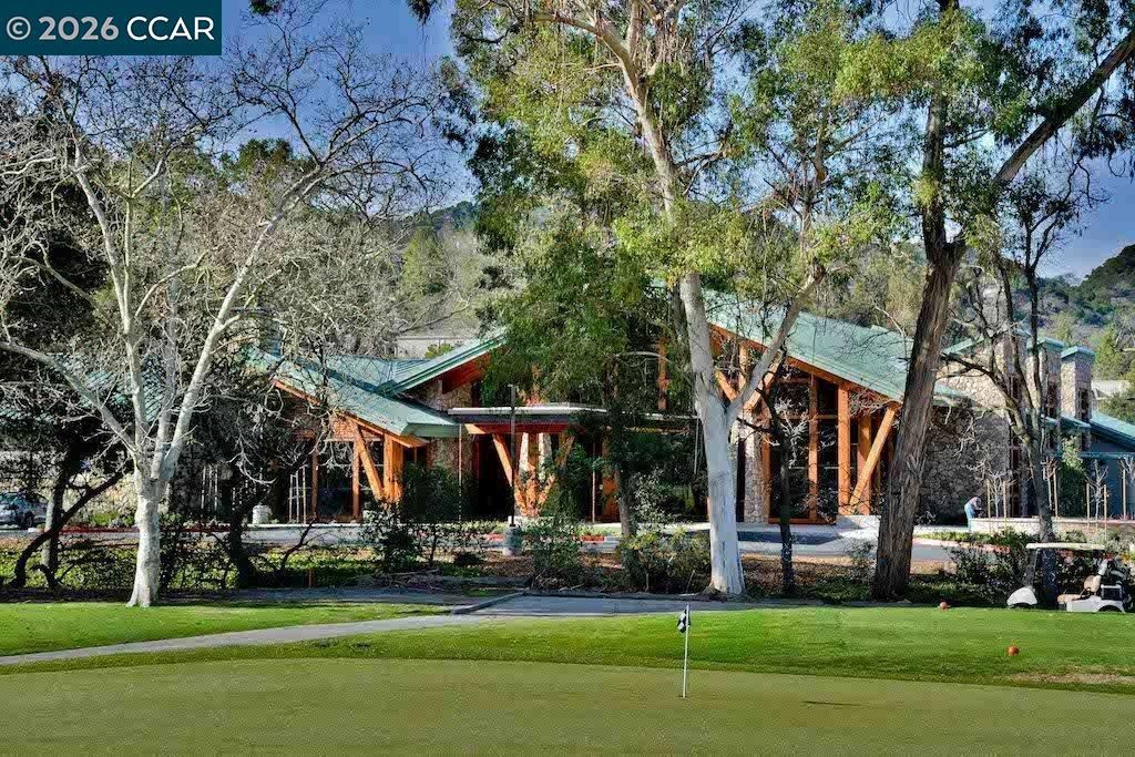Image 72 of property listing at 2057 Golden Rain Rd 8, Walnut Creek, CA 94595