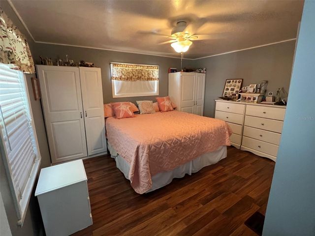 8300 SEMINOLE BOULEVARD 218, Seminole, FL 33772