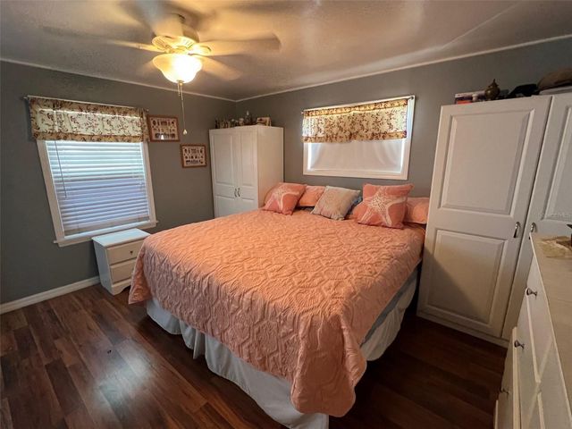 8300 SEMINOLE BOULEVARD 218, Seminole, FL 33772