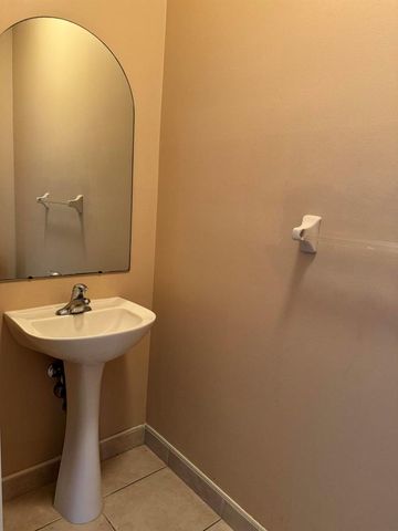 911 Seminole Palms Drive, Lake Worth, FL 33463