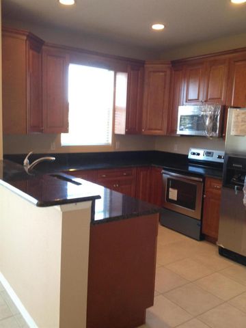 911 Seminole Palms Drive, Lake Worth, FL 33463