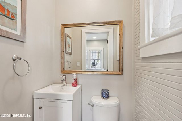 3527 RIVERSIDE Avenue, Jacksonville, FL 32205