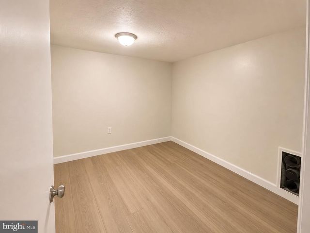 2119 HOFFNAGLE ST, Philadelphia, PA 19152