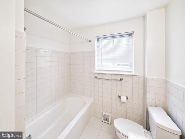 2119 HOFFNAGLE ST, Philadelphia, PA 19152