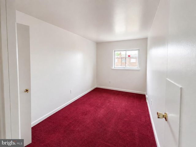 2119 HOFFNAGLE ST, Philadelphia, PA 19152