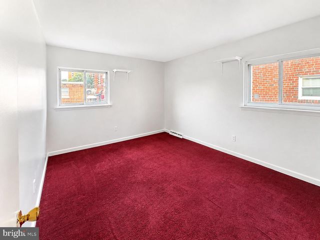 2119 HOFFNAGLE ST, Philadelphia, PA 19152