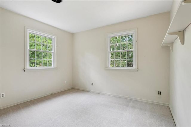 111 W Kingswood DR, Williamsburg, VA 23185
