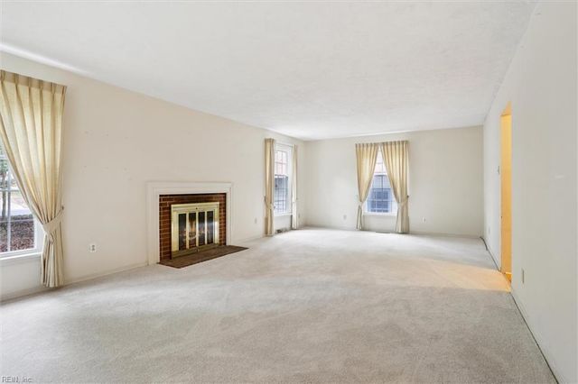 111 W Kingswood DR, Williamsburg, VA 23185